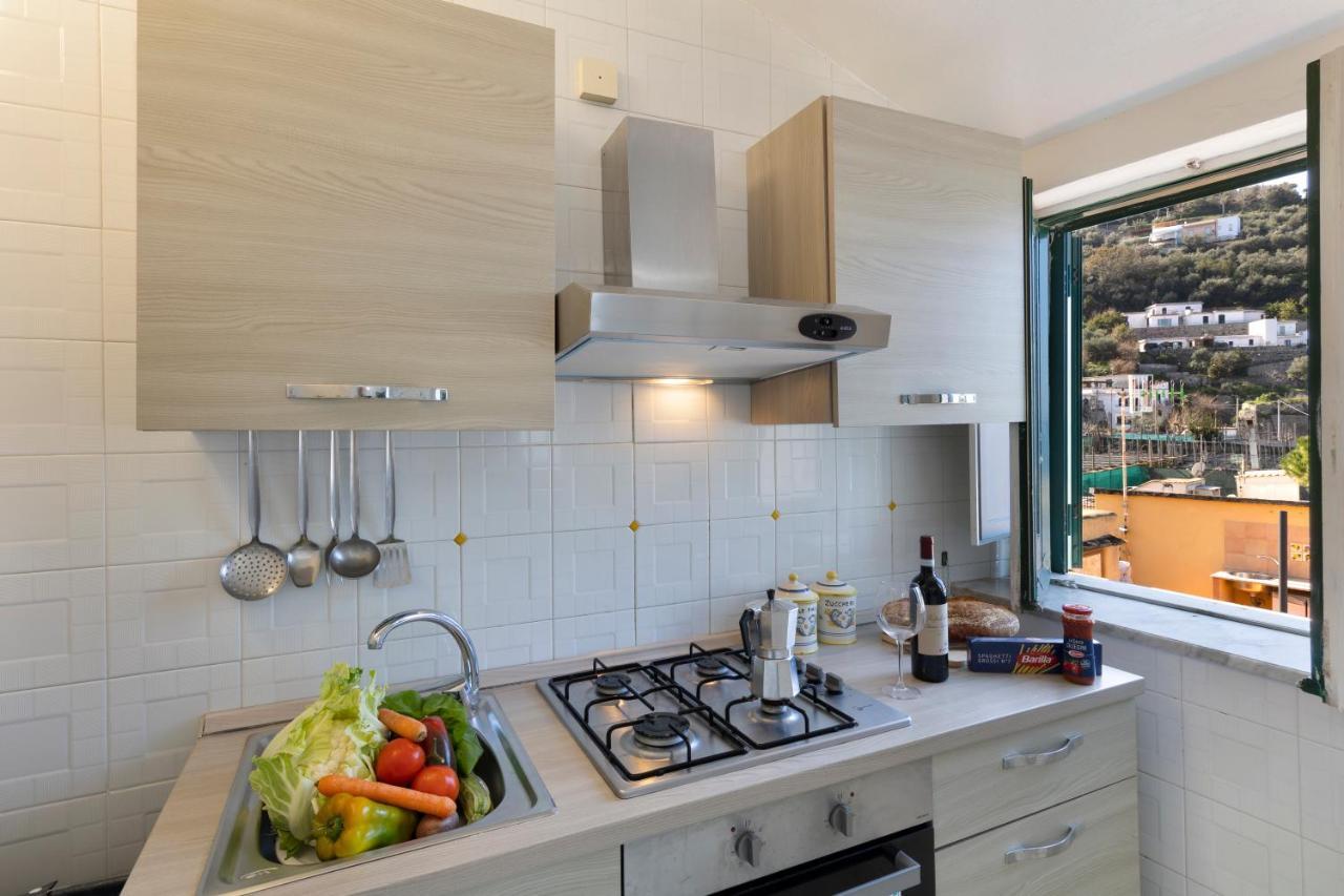 Relais Del Mare Con Terrazza Fronte Mare Free Parking Apartment Massa Lubrense Luaran gambar