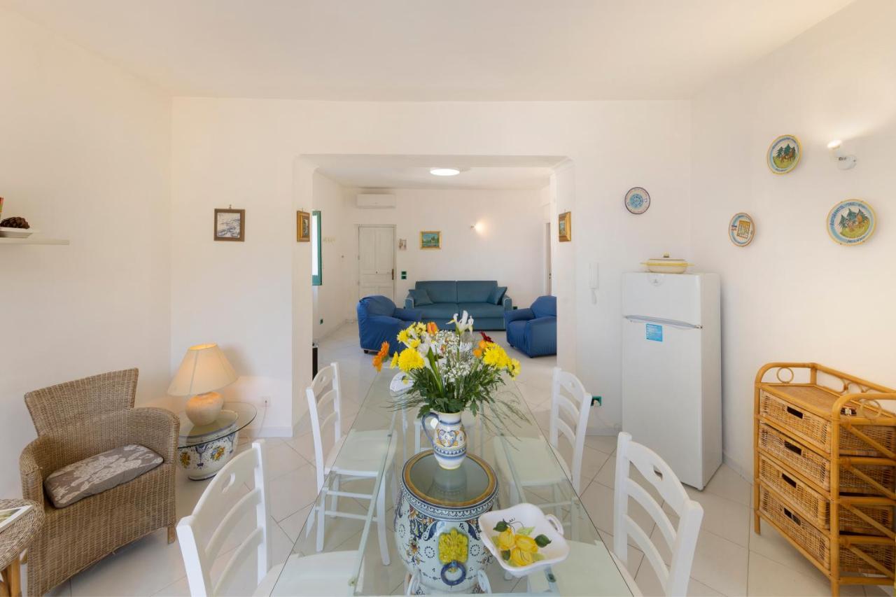 Relais Del Mare Con Terrazza Fronte Mare Free Parking Apartment Massa Lubrense Luaran gambar
